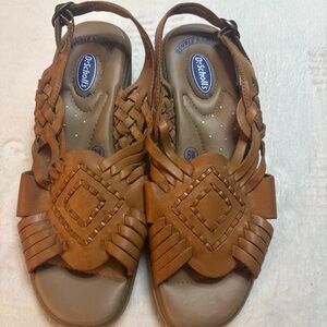 Dr. Scholl's Women's Double Air-Pillo Leather Brown Woven Sandals